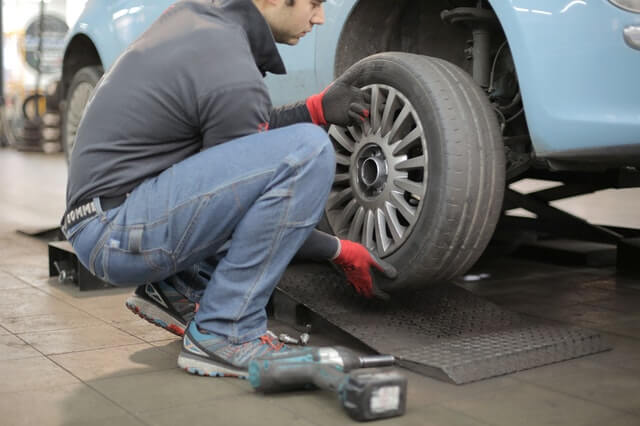 Car Maintenance and Service Checklist Car Maintenance and Service Checklist